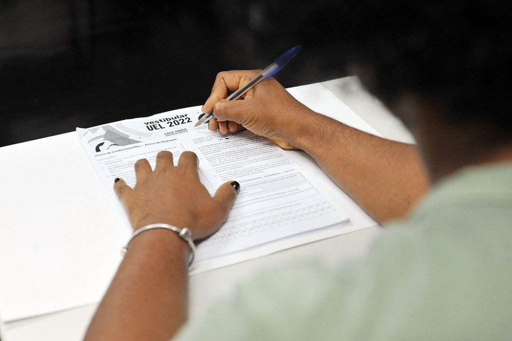 Inscrições para vagas remanescentes do vestibular UEL terminam nesta quarta-feira