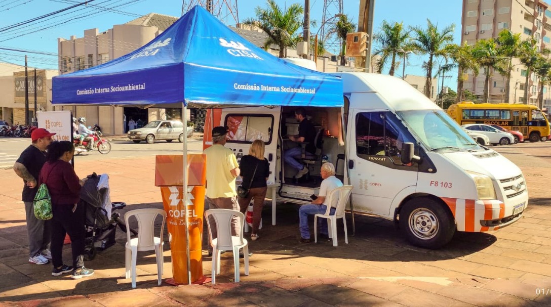 Van de Atendimento Itinerante da Copel oferece serviços presenciais em Arapongas até sexta-feira